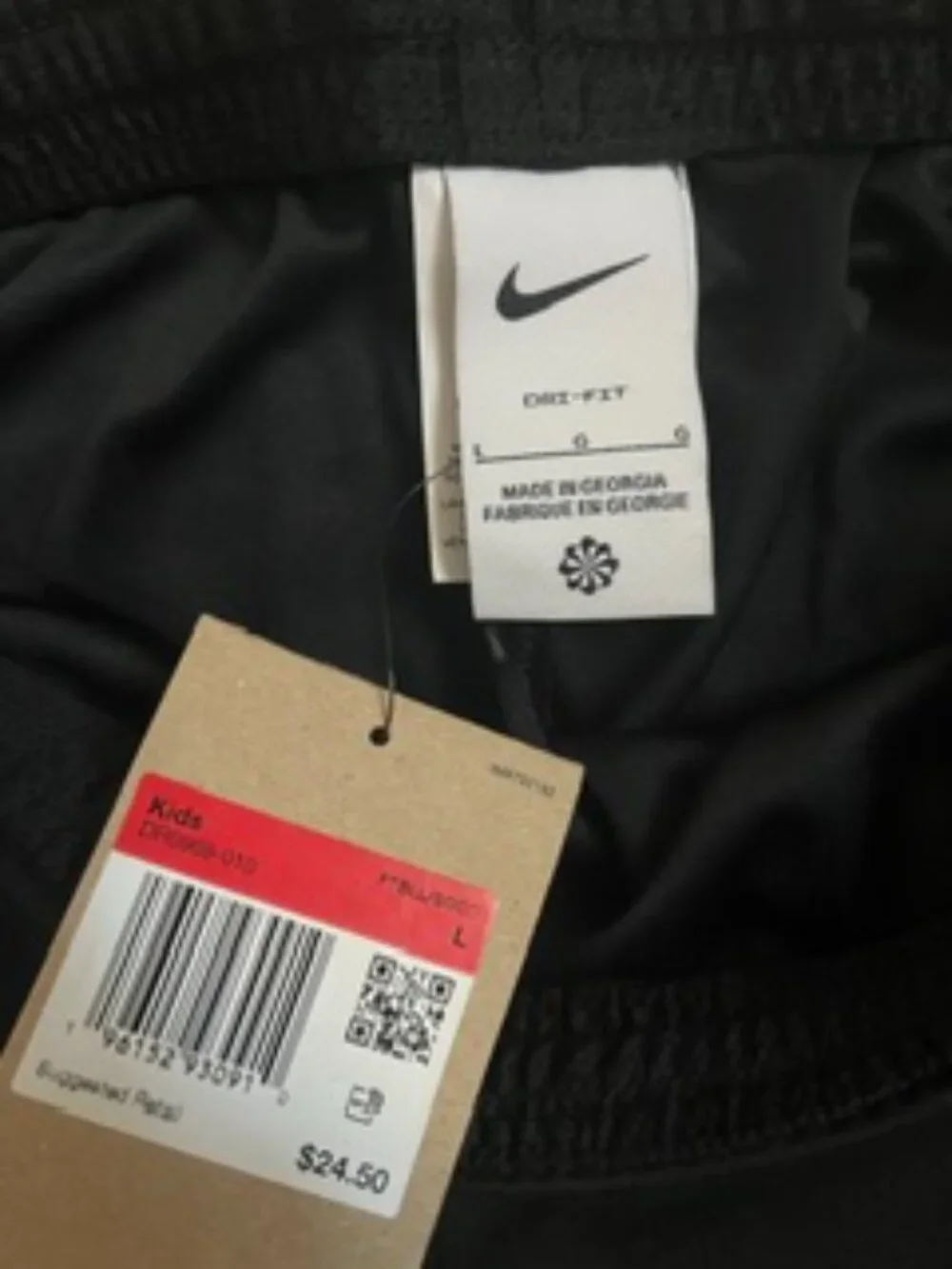 NWT NIKE Dri-Fit Black SURF Football Soccer Shorts Unisex Kids L